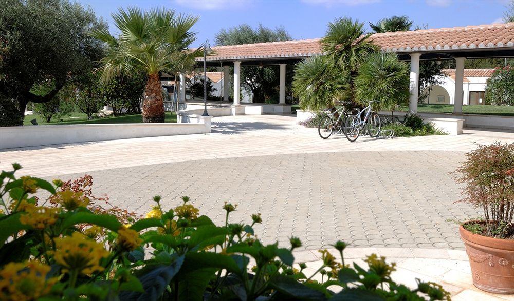 Masseria Chiancone Torricella Martina Franca Exterior photo